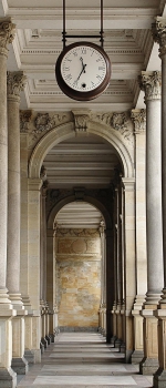 Fototapete PASSAGEWAY 86x200cm historischer Säulengang, edel
